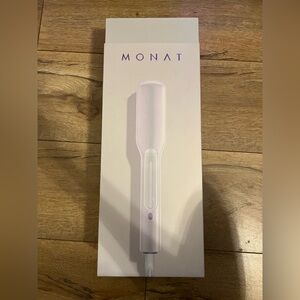 MONAT STEAM DREAM STRAIGHTENING IRON - BRAND NEW